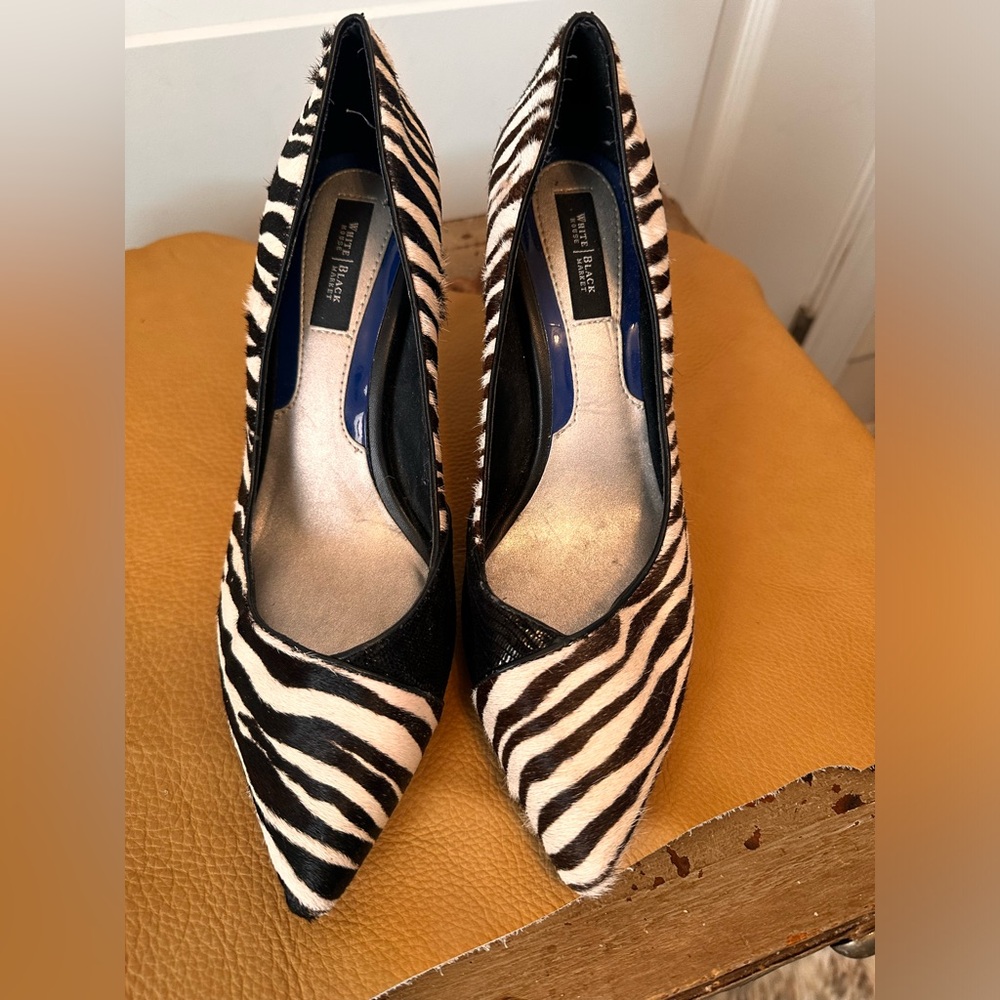 WHBM Zebra Pumps Textured Size 8.5